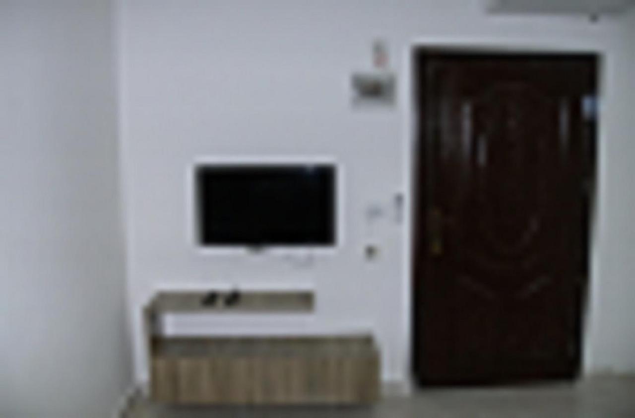 Al Qastal Faraseen Apartments מראה חיצוני תמונה