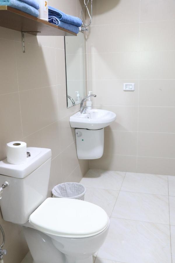 Al Qastal Faraseen Apartments מראה חיצוני תמונה
